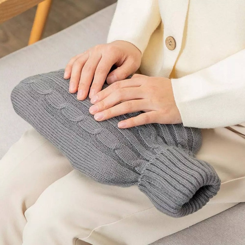 Home Office Cozy - 1 buah Sarung Botol Air Panas